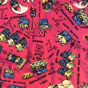 Size 2XL 110715 NWT Lularoe Disney Aliens Toy Story Pink Irma Top Shirt